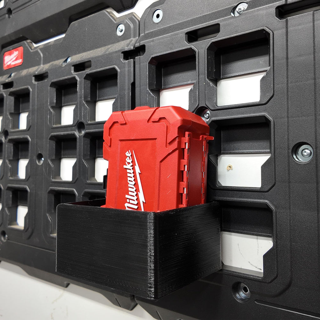 Packout Wall Large Bin
